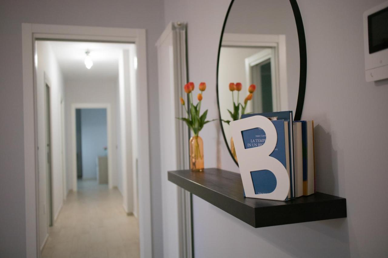 E-Twelve Apartment Napoli Eksteriør bilde