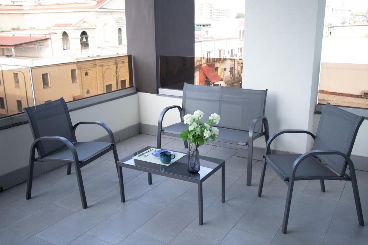 E-Twelve Apartment Napoli Eksteriør bilde