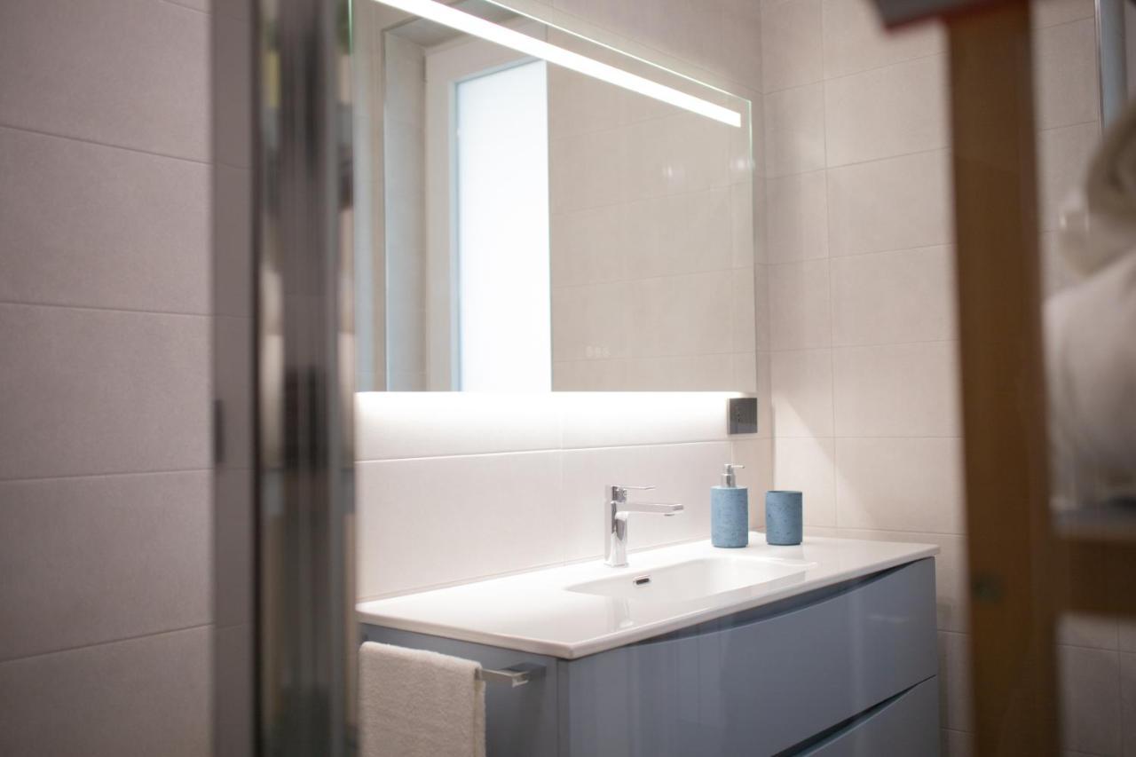 E-Twelve Apartment Napoli Eksteriør bilde
