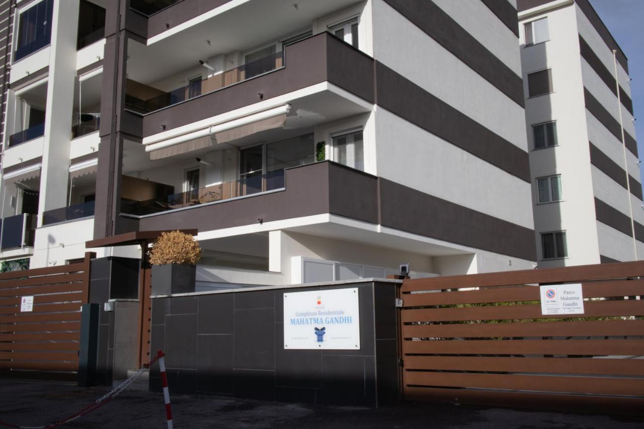 E-Twelve Apartment Napoli Eksteriør bilde