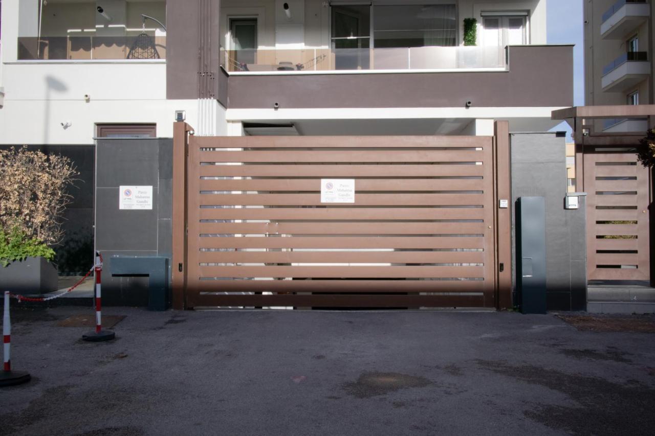 E-Twelve Apartment Napoli Eksteriør bilde